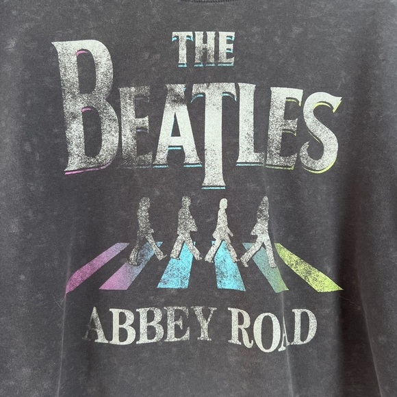 Apple Corps. LTD The Beatles Abbey Road Women's Cropped Gray Sweatshirt Size L - Picture 3 of 7